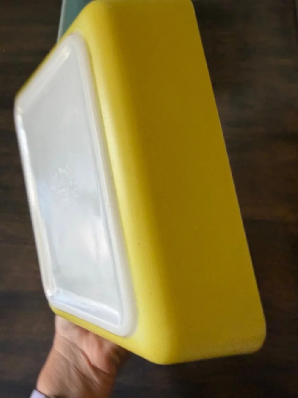 Pyrex set refrigerator
